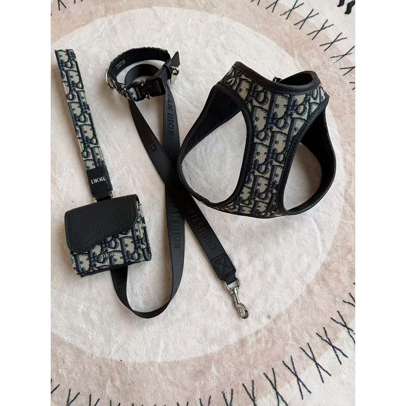 Pettorina Elegance Monogram™ Blu Luxury per Cani