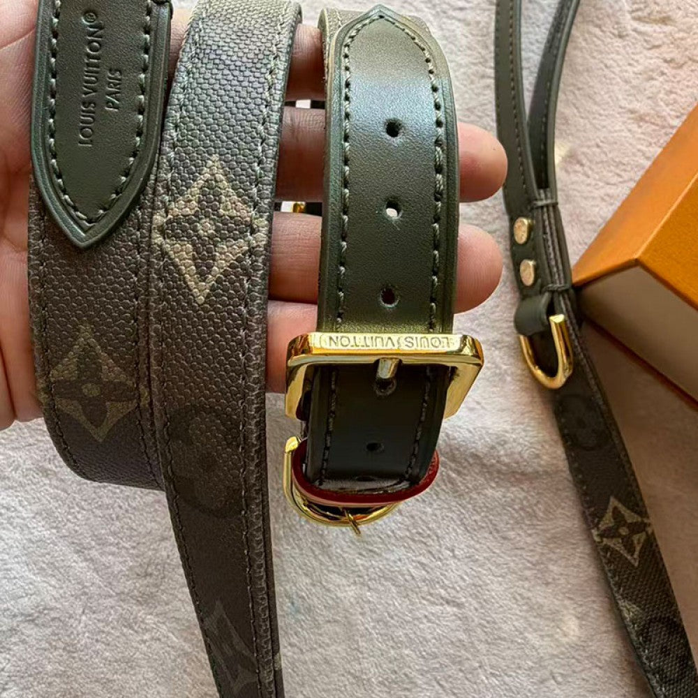Set Collare e Guinzaglio LV Elegance per Cani | Milano PET Boutique