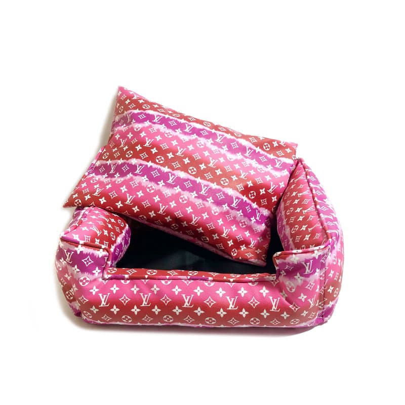 Cuccia per cani con design ad acquerello