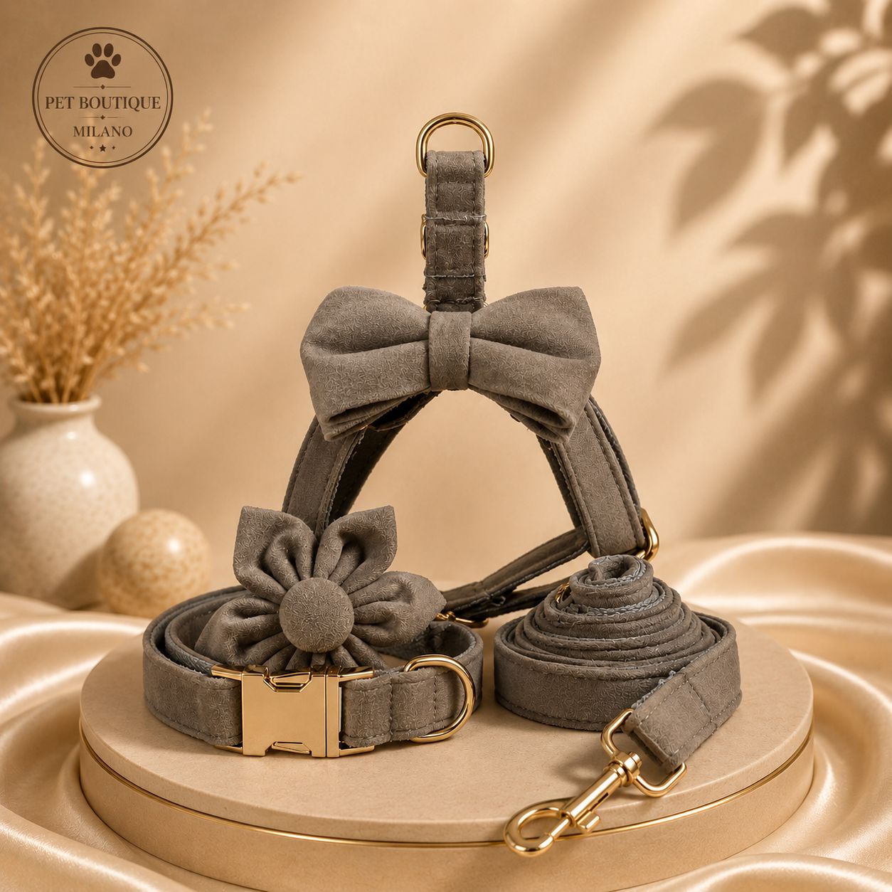 Pettorina Elegance Gold con Fiocco e Fiore per Cani